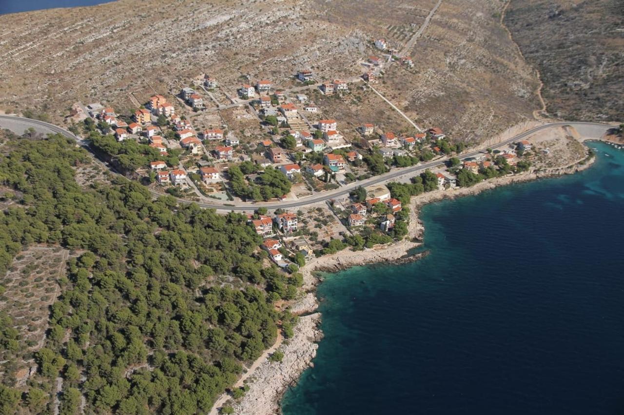 Apartments Bilo Near Primosten Exterior photo